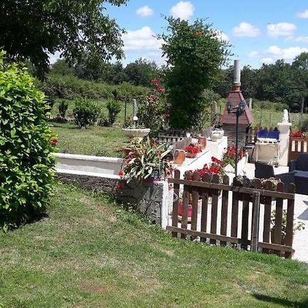 Отель L Orchidee Herisson Экстерьер фото